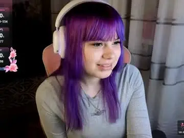 Lovelykristii  live sex cam