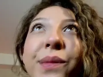 Lyahaven  live sex cam