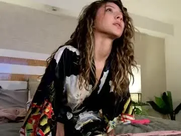 Lyahaven  live sex cam