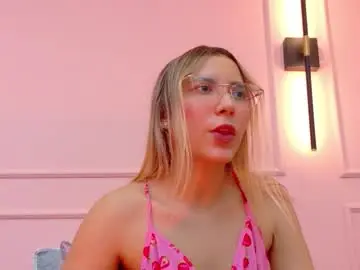 Maddietease  live sex cam