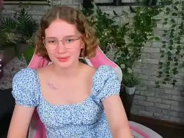 Mia__mooore  live sex cam