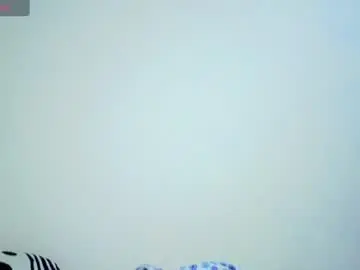 Morenasecrets  live sex cam