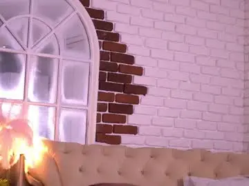 Nyssasky  live sex cam
