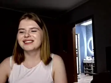 Raylenestoltenburg  live sex cam