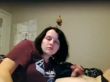 Gothicviper011  live sex cam