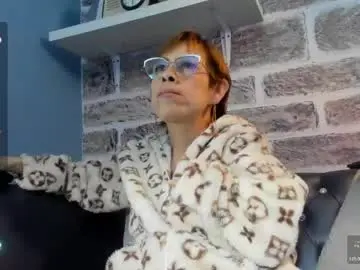 Madame_mature1  live sex cam