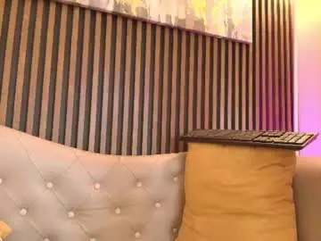 Madame_mature1  live sex cam