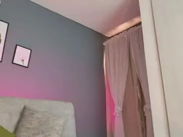 Mialuxx  live sex cam