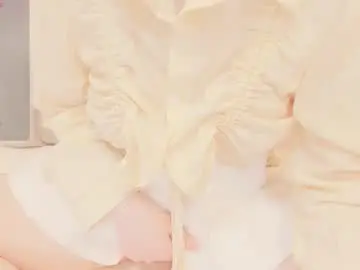 Mira_05  live sex cam