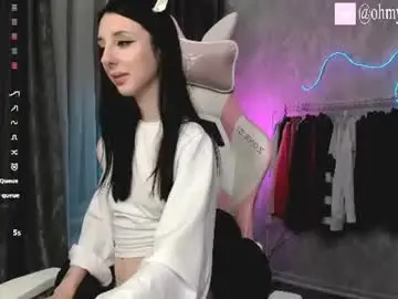 Pollyhill1  live sex cam