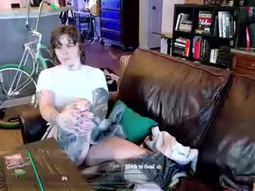 Throttlekitten  live sex cam