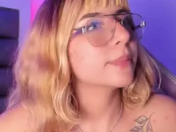 Adhalee  live sex cam