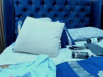 Alissbluumm  live sex cam