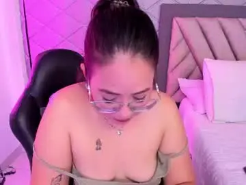 Alissbluumm  live sex cam