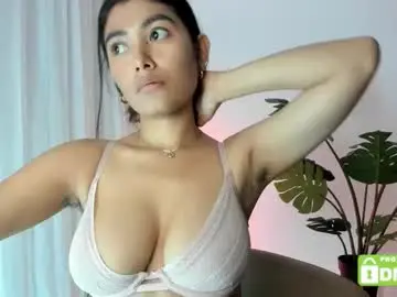 Ashllovee_  live sex cam