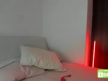 Ashllovee_  live sex cam