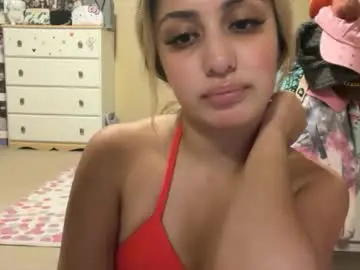 Badbihdani18  live sex cam