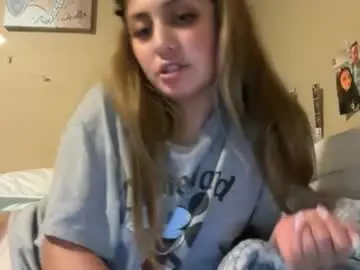 Badbihdani18  live sex cam