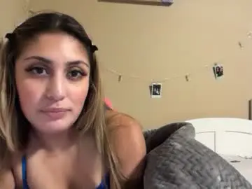 Badbihdani18  live sex cam