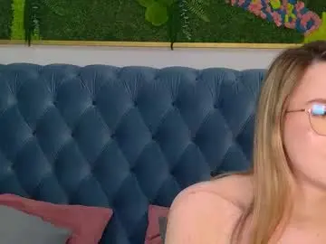 Beatricehaze  live sex cam