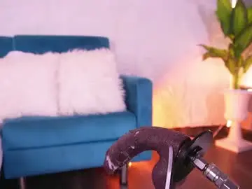 Cailynbrowm  live sex cam