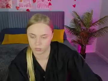 Cutefever  live sex cam