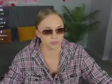 Cutefever  live sex cam