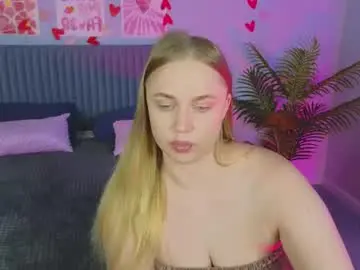 Cutefever  live sex cam