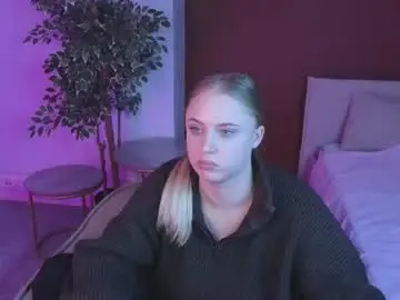Cutefever  live sex cam