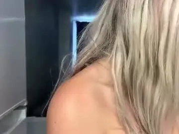 Electrax225  live sex cam