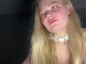 Electrax225  live sex cam