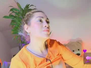 Erotik_lady  live sex cam