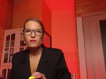 Findom_lady_shine  live sex cam