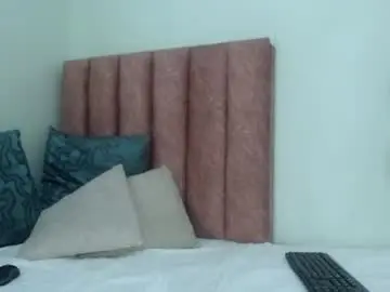 Heidy_hoiss  live sex cam