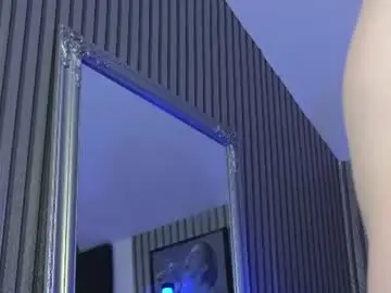 Karmaarms  live sex cam