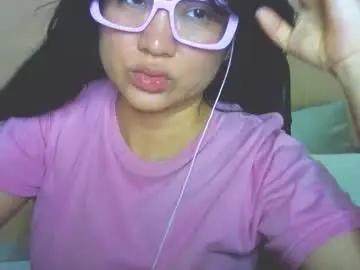 Laurengirls1  live sex cam