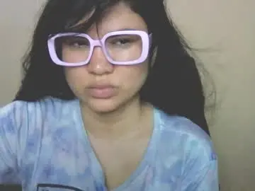 Laurengirls1  live sex cam