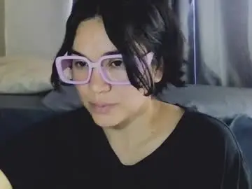 Laurengirls1  live sex cam