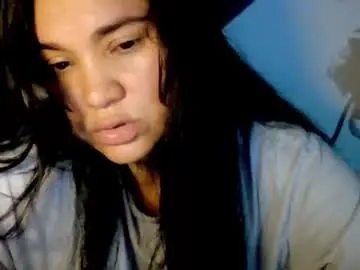 Laurengirls1  live sex cam