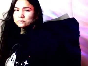 Laurengirls1  live sex cam