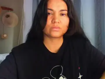 Laurengirls1  live sex cam