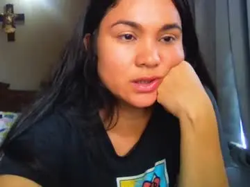 Laurengirls1  live sex cam