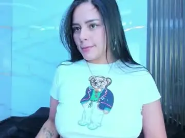 Lucy_brunno  live sex cam