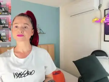 Lucy_hot89  live sex cam