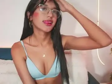 Luna_valen  live sex cam