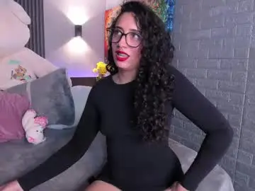 Magic_ivone  live sex cam