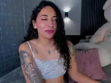 Magic_ivone  live sex cam