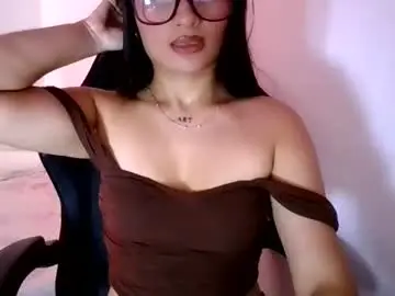Miaduque18  live sex cam