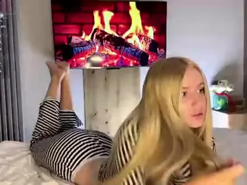 Moonavellle_  live sex cam