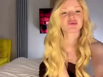 Moonavellle_  live sex cam